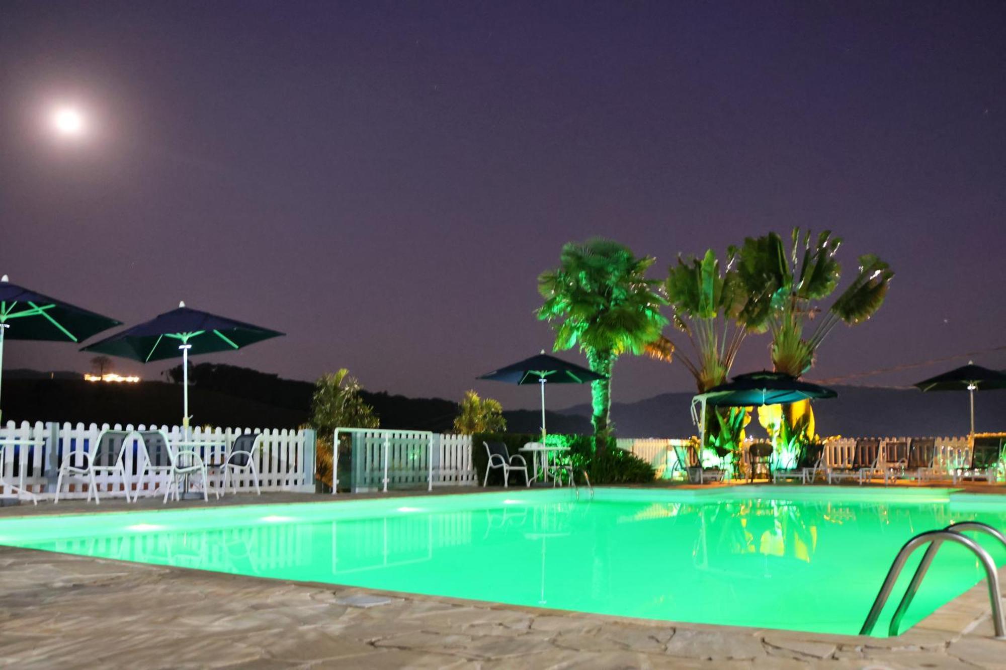 Hotel Extrema Club Luaran gambar